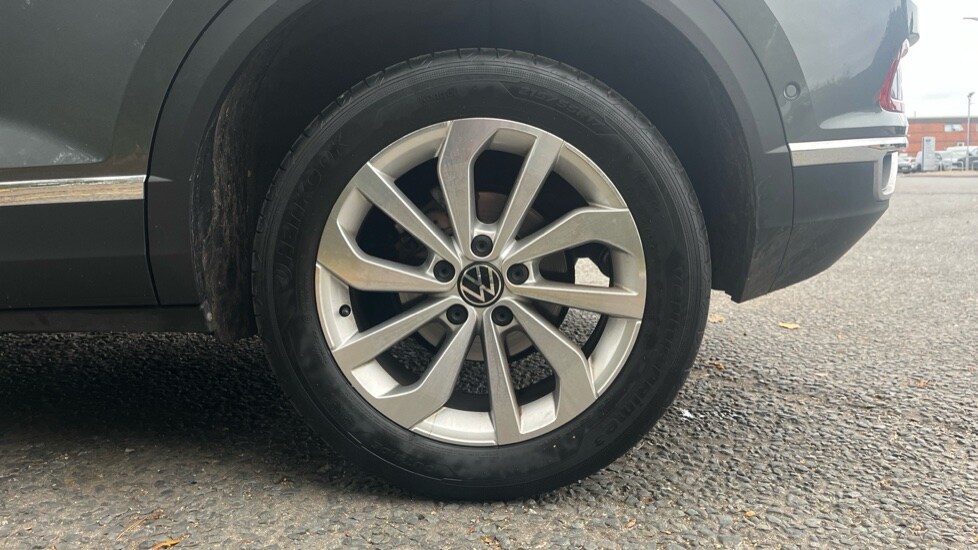 Used Volkswagen T-Roc 2024 for sale - 76870645: Photo 19