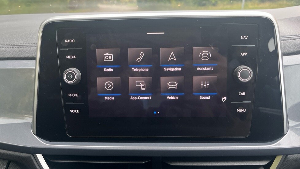 Used Volkswagen T-Roc 2024 for sale - 76870645: Photo 23