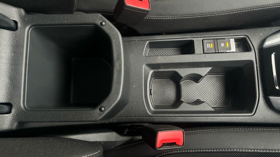 Used Volkswagen T-Roc 2024 for sale - 76870645: Photo 45