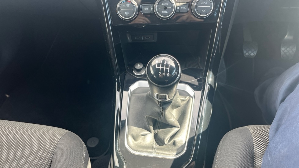Used Volkswagen T-Roc 2021 for sale - 76146228: Photo 33