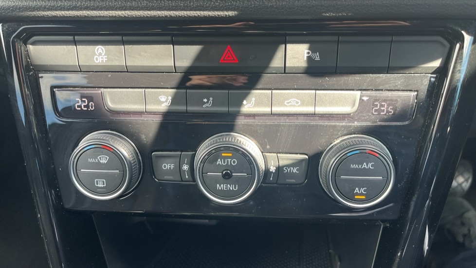 Used Volkswagen T-Roc 2021 for sale - 76146228: Photo 36
