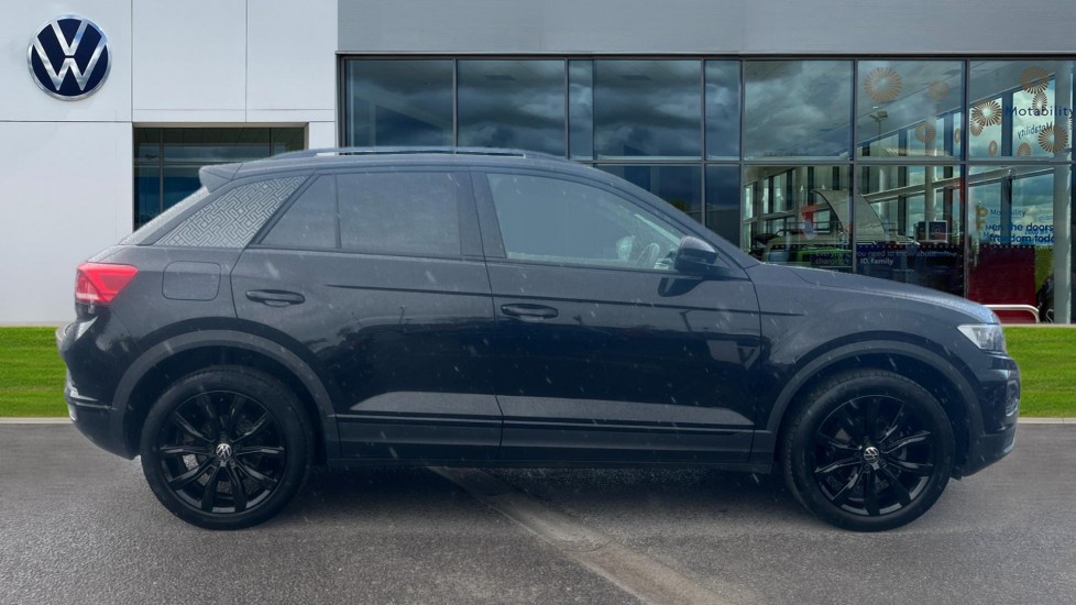 Used Volkswagen T-Roc 2021 for sale - 76146228: Photo 4