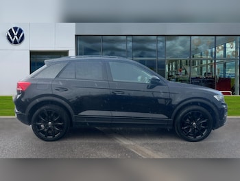 Used Volkswagen T-Roc 2021 for sale - 76146228: Photo 4