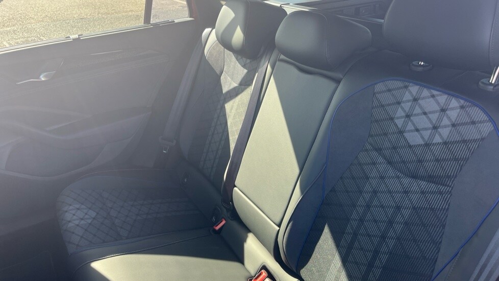 Used Volkswagen Passat 2025 for sale - 76067040: Photo 15