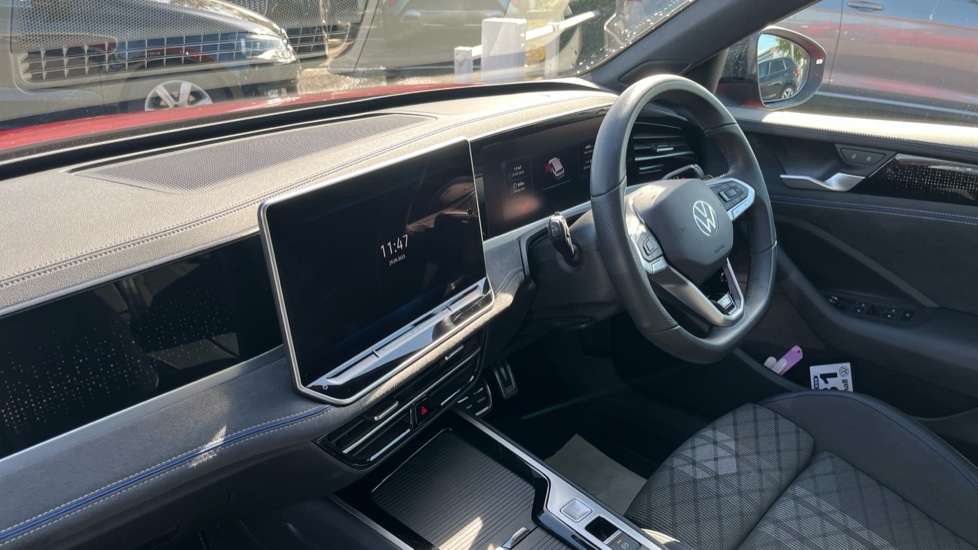 Used Volkswagen Passat 2025 for sale - 76067040: Photo 2