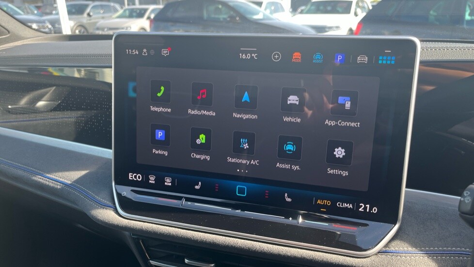 Used Volkswagen Passat 2025 for sale - 76067040: Photo 24