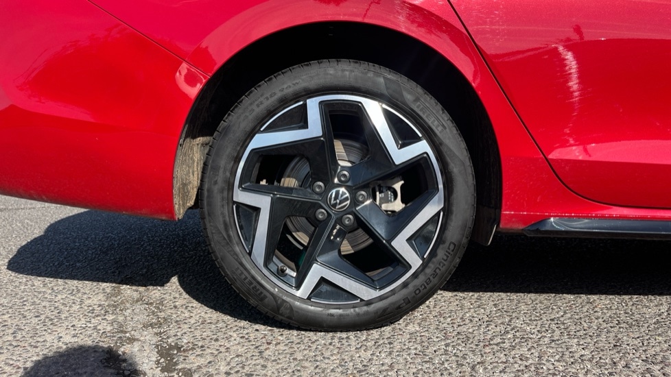 Used Volkswagen Passat 2025 for sale - 76067040: Photo 5