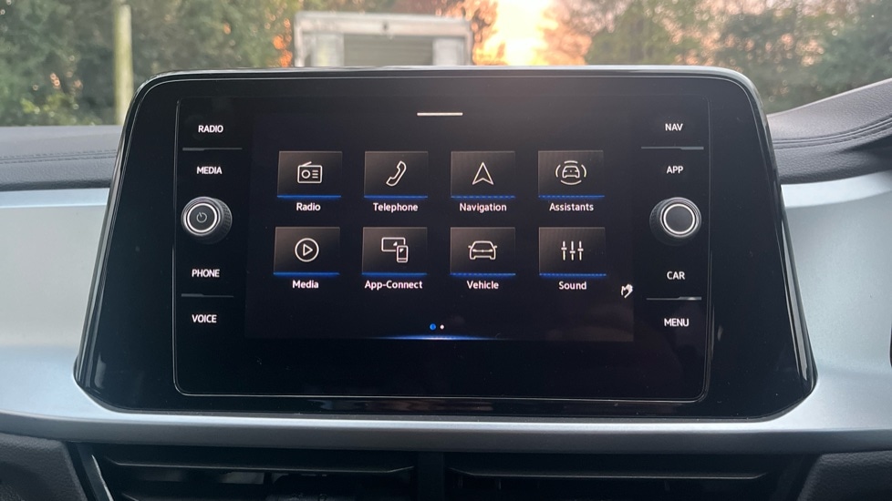 Used Volkswagen T-Roc 2024 for sale - 76872410: Photo 22