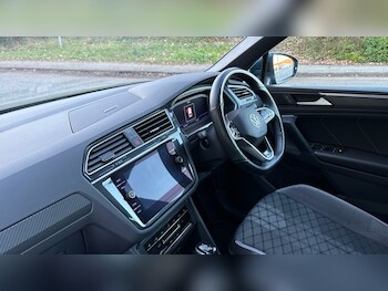 Used Volkswagen Tiguan 2020 for sale - 76971470: Photo