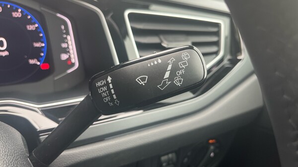 Used Volkswagen Polo 2023 for sale - 76140074: Photo 32