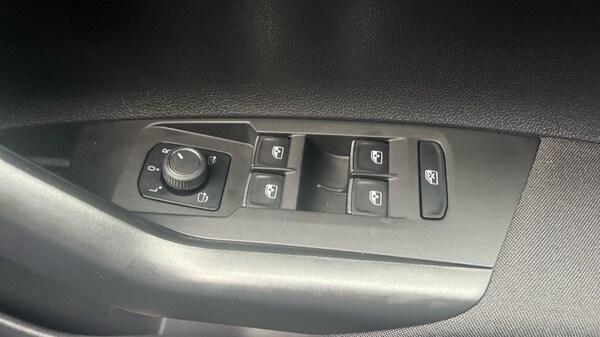 Used Volkswagen Polo 2023 for sale - 76140074: Photo 39