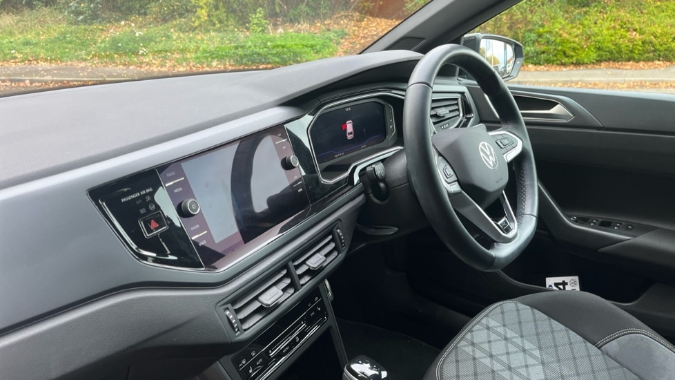 Used Volkswagen Polo 2024 for sale - 76873714: Photo 2