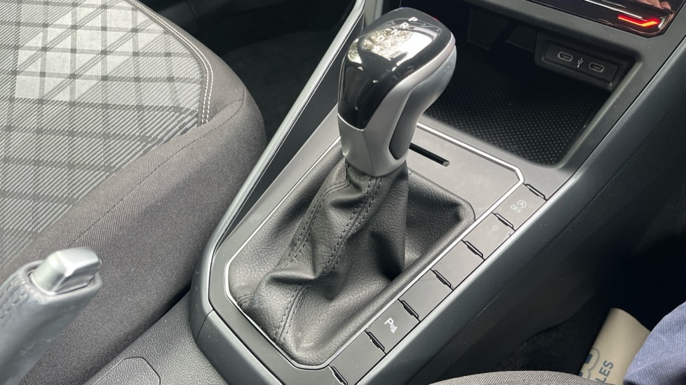 Used Volkswagen Polo 2024 for sale - 76873714: Photo 34