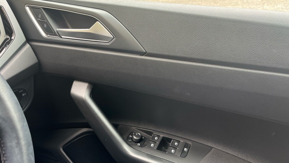 Used Volkswagen Polo 2024 for sale - 76873714: Photo 35