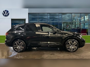 Used Volkswagen Touareg 2025 for sale - 76154868: Photo 4
