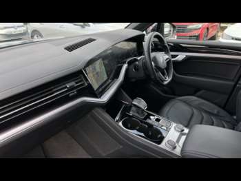 Used Volkswagen Touareg 2023 for sale - 74514973: Photo