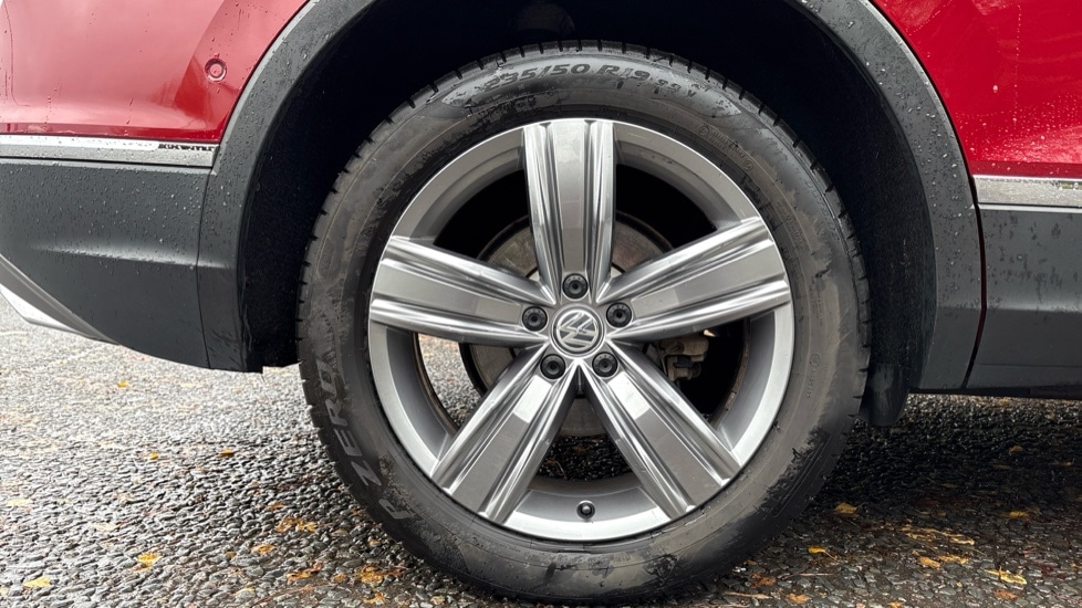 Used Volkswagen Tiguan Allspace 2019 for sale - 76868897: Photo 5