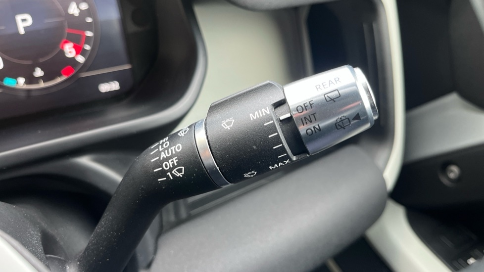 Used Land Rover Defender 2021 for sale - 76539859: Photo 23