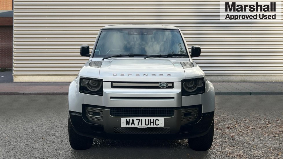 Used Land Rover Defender 2021 for sale - 76539859: Photo 8