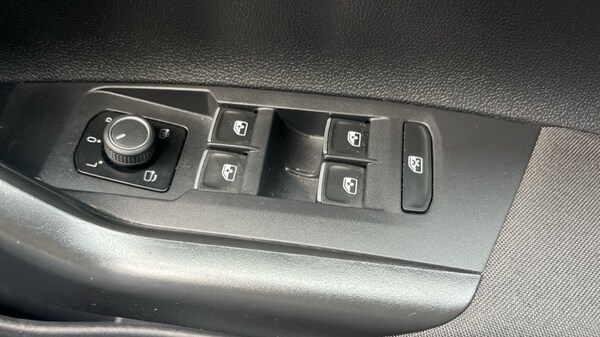 Used Volkswagen Taigo 2022 for sale - 76091991: Photo 48