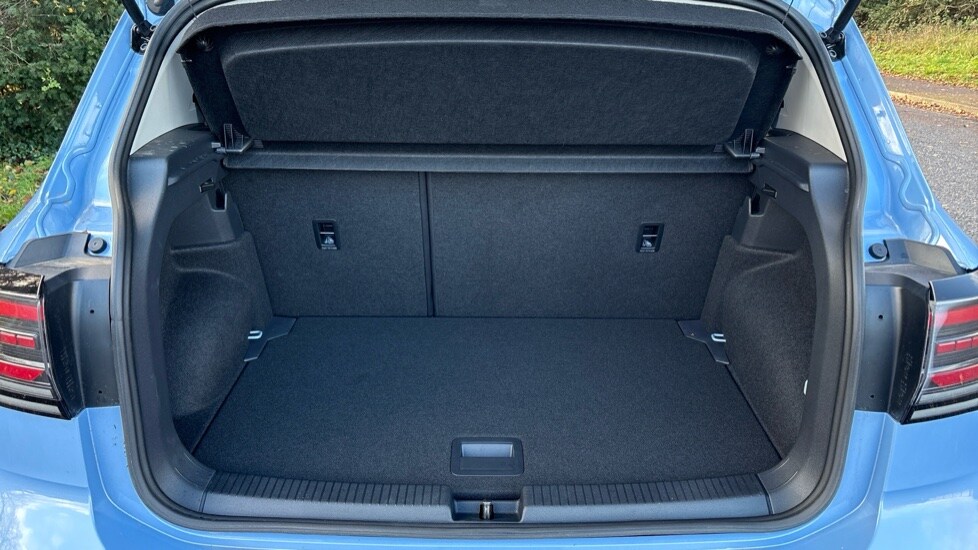 Used Volkswagen T-Cross 2025 for sale - 76869171: Photo 16