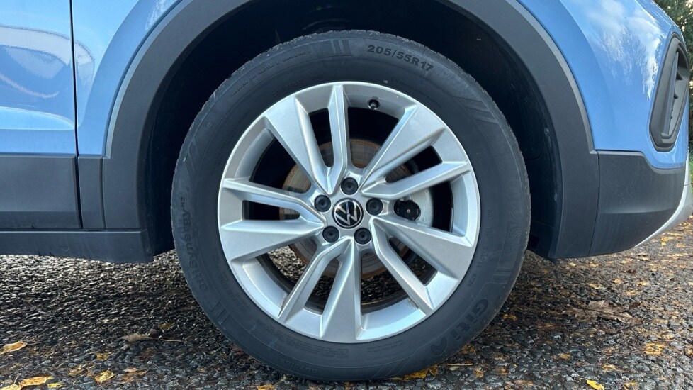 Used Volkswagen T-Cross 2025 for sale - 76869171: Photo 20