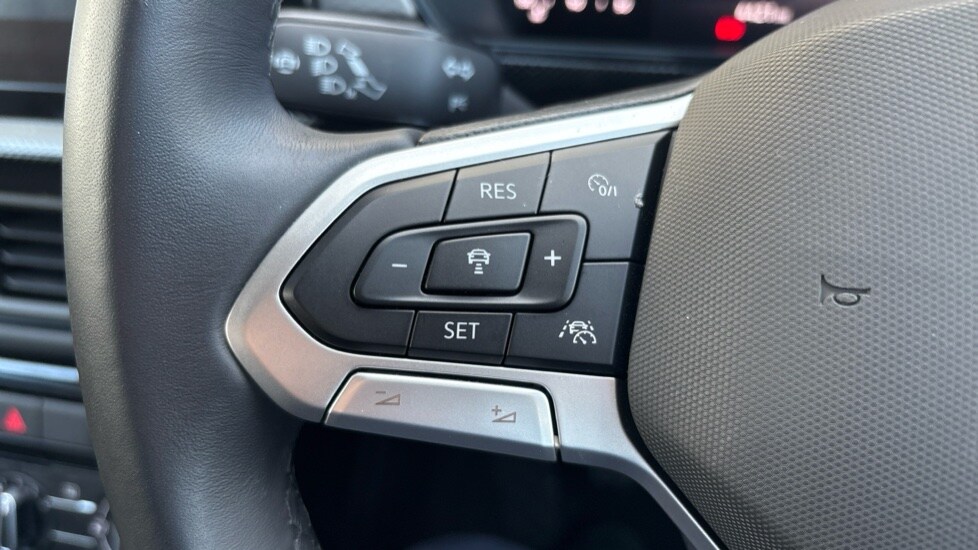 Used Volkswagen T-Cross 2025 for sale - 76869171: Photo 27