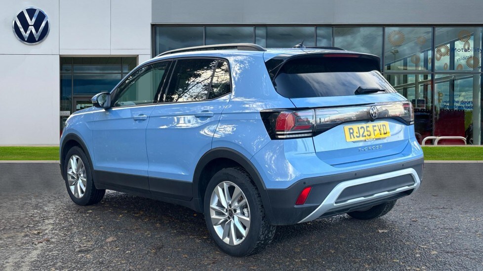 Used Volkswagen T-Cross 2025 for sale - 76869171: Photo 3