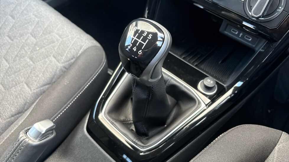 Used Volkswagen T-Cross 2025 for sale - 76869171: Photo 32