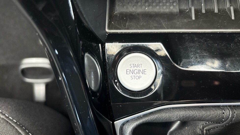 Used Volkswagen T-Cross 2025 for sale - 76869171: Photo 38