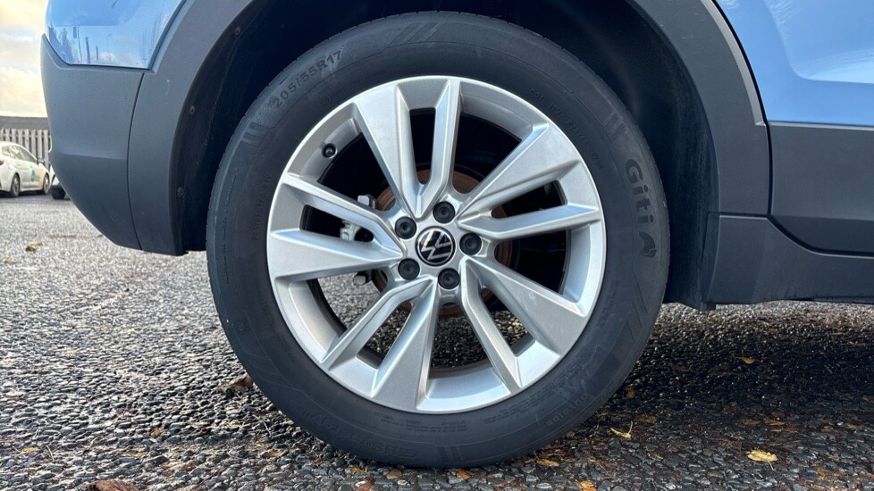 Used Volkswagen T-Cross 2025 for sale - 76869171: Photo 5