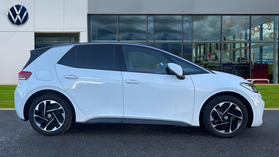 Used Volkswagen ID.3 2025 for sale - 77036030: Photo 4