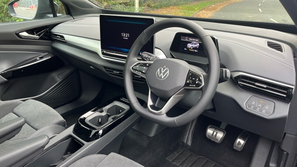Used Volkswagen ID.4 2025 for sale - 76328048: Photo 6