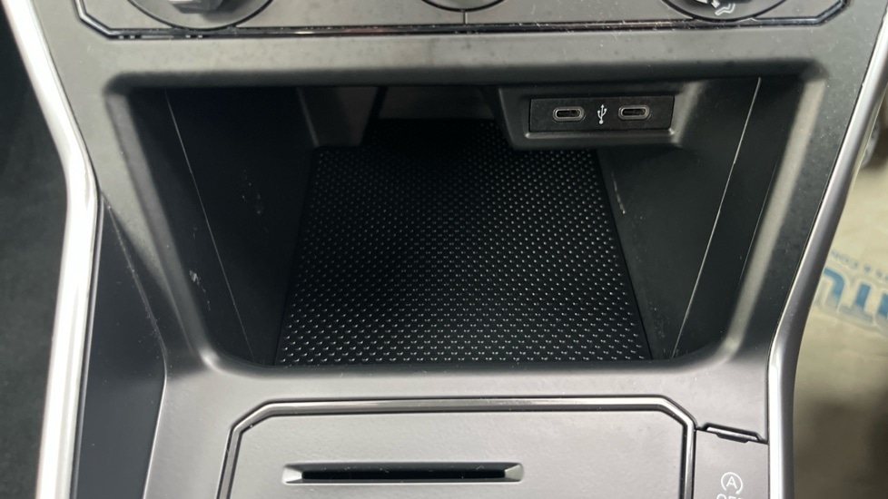 Used Volkswagen Polo 2022 for sale - 76154903: Photo 41