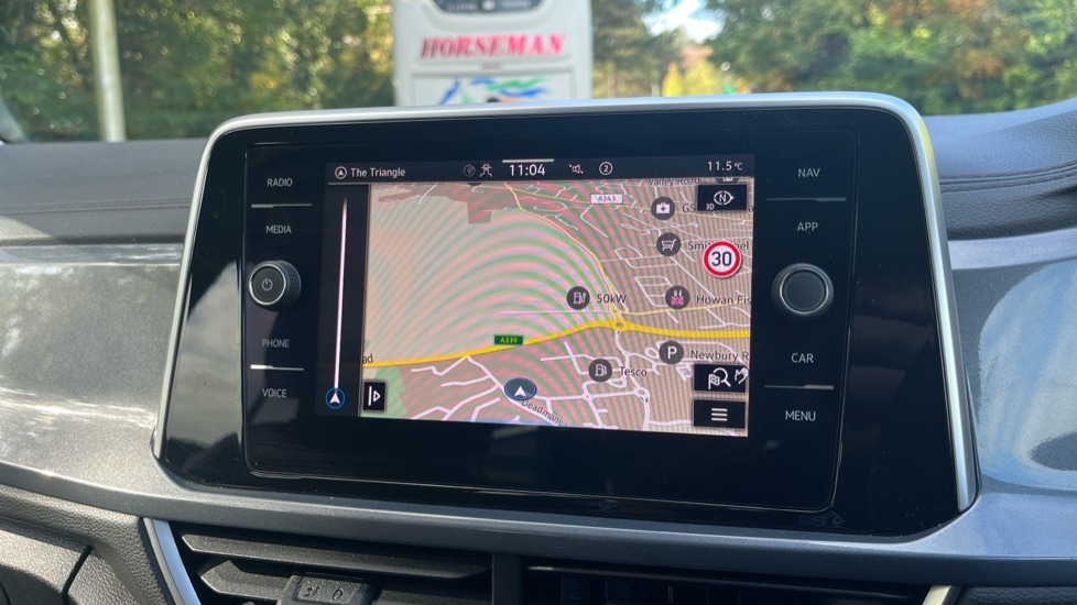 Used Volkswagen T-Roc 2024 for sale - 76871830: Photo 21