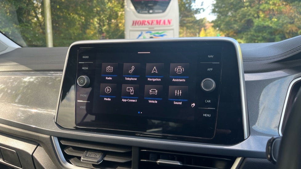 Used Volkswagen T-Roc 2024 for sale - 76871830: Photo 23