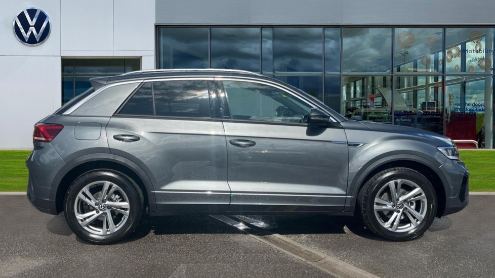 Used Volkswagen T-Roc 2025 for sale - 76145887: Photo 4