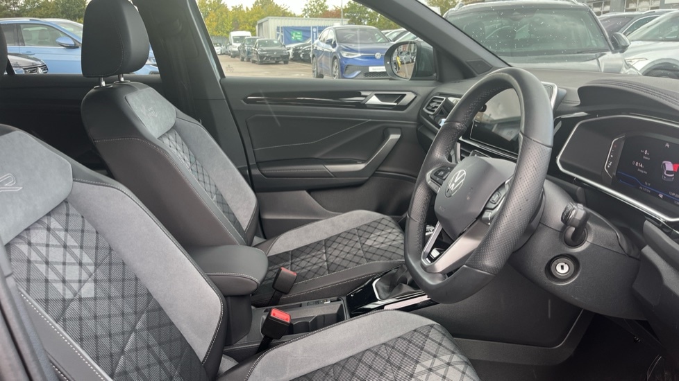 Used Volkswagen T-Roc 2025 for sale - 76145887: Photo 42