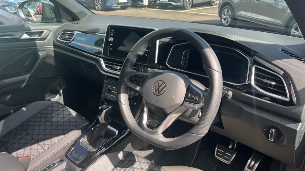 Used Volkswagen T-Roc 2025 for sale - 76145887: Photo 6