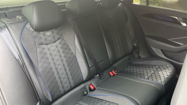 Used Volkswagen Passat 2025 for sale - 76140436: Photo 15