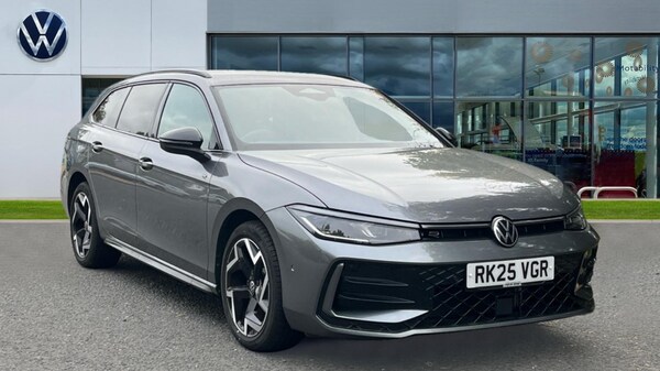 Used Volkswagen Passat 2025 for sale - 76140436: Photo 1