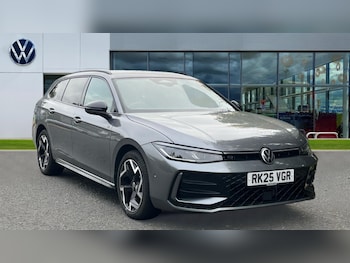 Volkswagen - Passat
