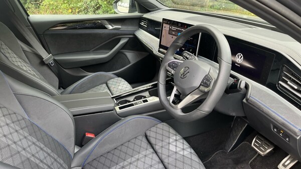 Used Volkswagen Passat 2025 for sale - 76140436: Photo 25