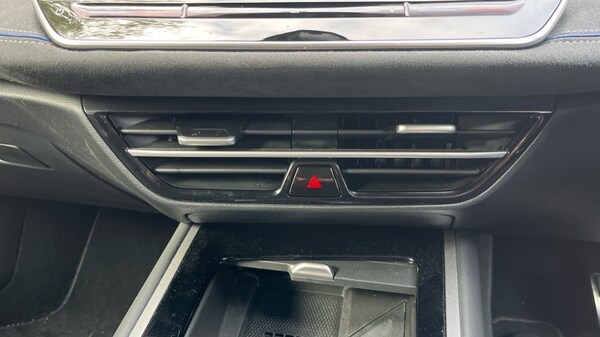 Used Volkswagen Passat 2025 for sale - 76140436: Photo 32