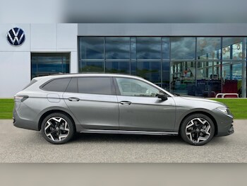 Used Volkswagen Passat 2025 for sale - 76140436: Photo 4