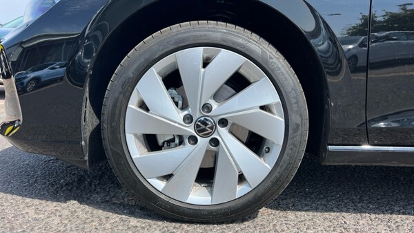 Used Volkswagen Golf 2025 for sale - 75522113: Photo 19
