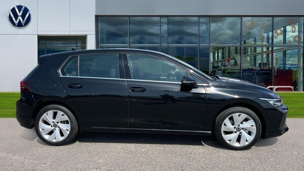 Used Volkswagen Golf 2025 for sale - 75522113: Photo 4