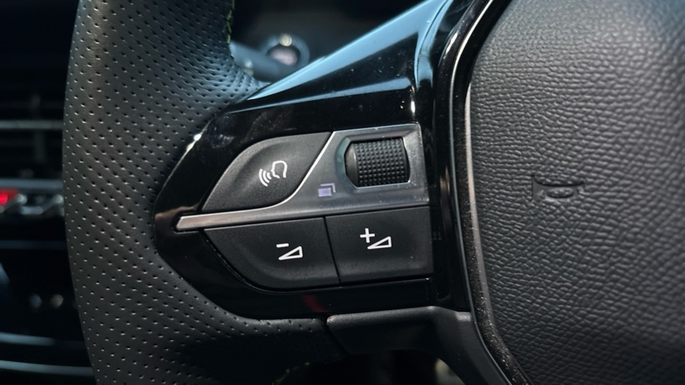 Used Peugeot 208 2022 for sale - 76872826: Photo 22