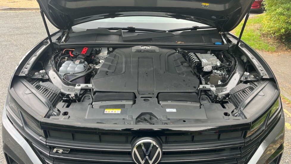 Used Volkswagen Touareg 2021 for sale - 76528879: Photo 17