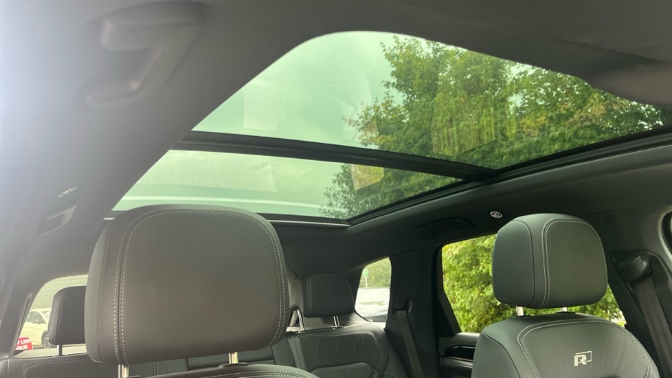 Used Volkswagen Touareg 2021 for sale - 76528879: Photo 37